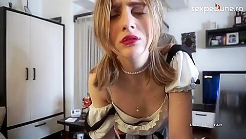 Futai Romanesc Cu Menajera