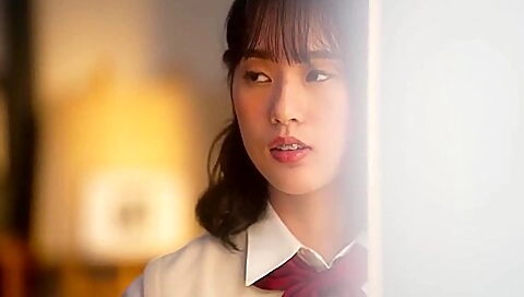 The Cute Girl Tried Sex For The First Time On Campus When She Was A student 18+ And Sex On The Desk Could Also Orgasm And The Youn